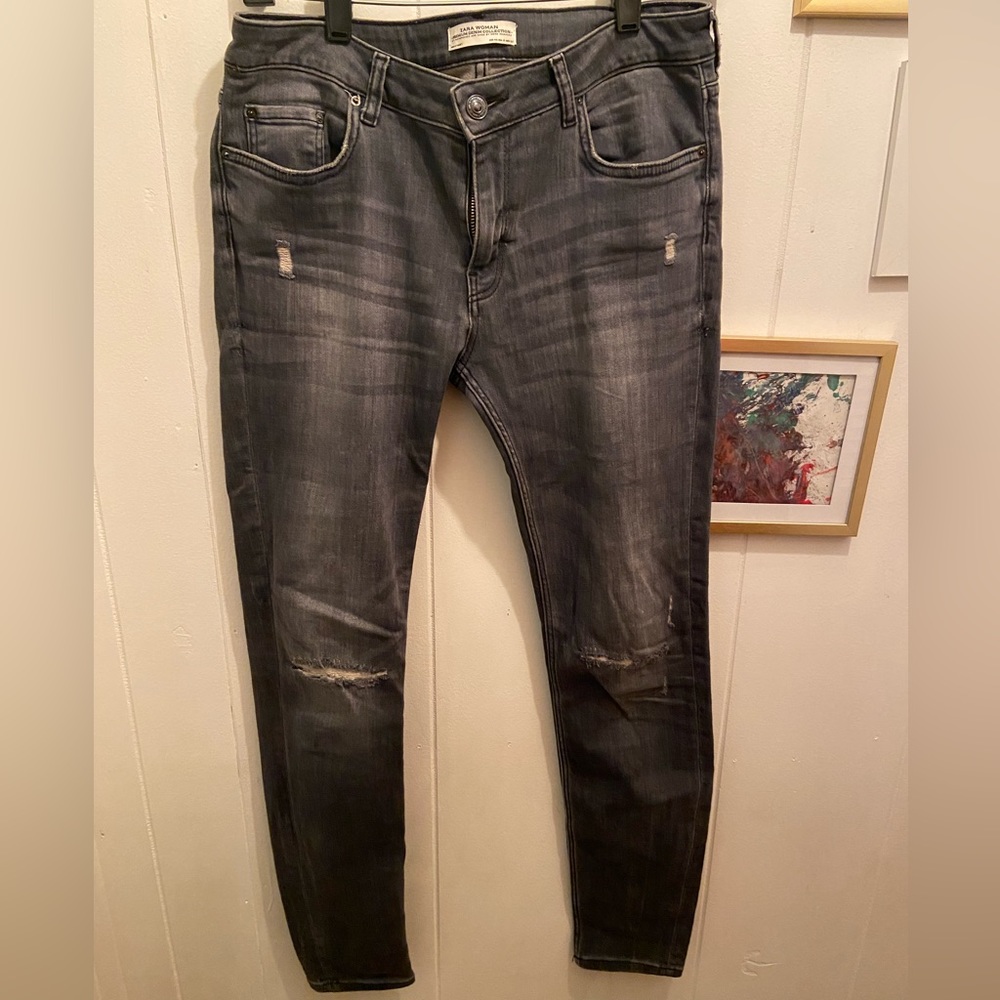 Zara Woman Premium Denim Collection size 8.  Dark gray distressed knees